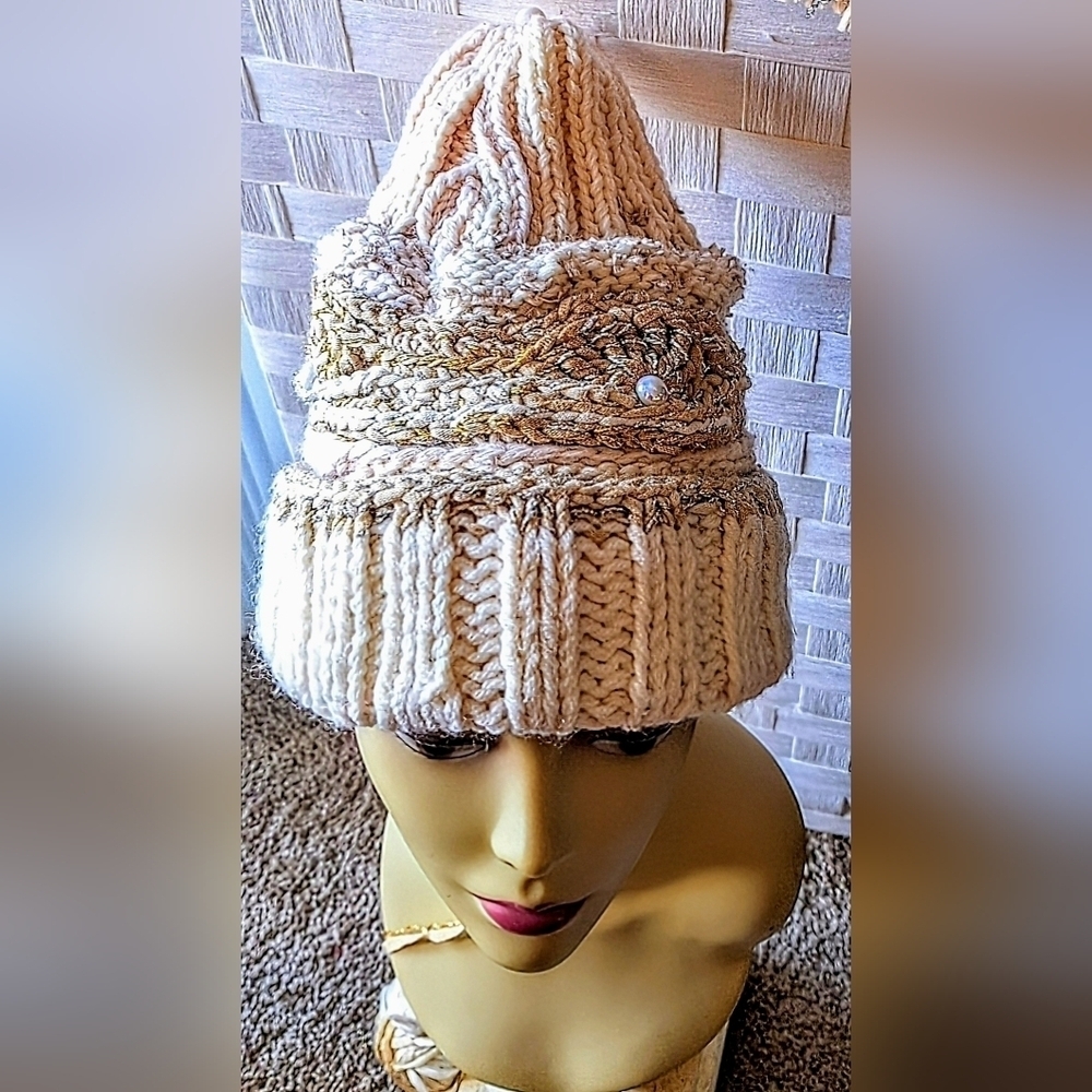 NWT Artisanal Cashmere Blend Monochromatic Beanie - Picture 11 of 11